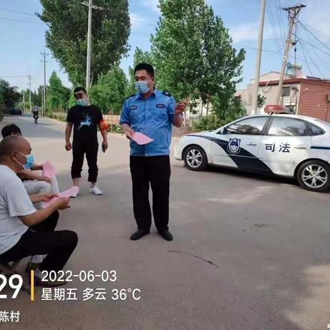 司法局开展扫黑除恶专项宣传活动