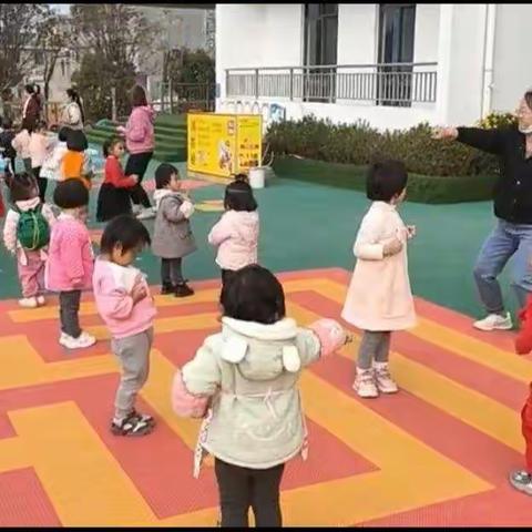 屏山第三幼儿园小一班丰富多彩的一日生活