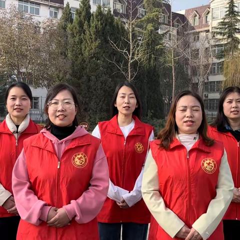 平凡岗位默默耕耘 为民为城绽放芳华——三八妇女节 致敬一线“女神”