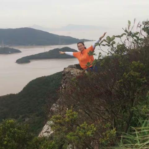 摘箬山登仙女峰、吃海鲜年糕