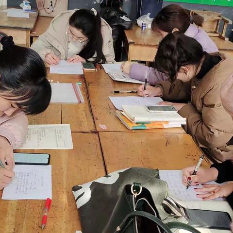 凝聚智慧，奋力前行！平邑县保太镇中心校四年级语文第一单元集体备课