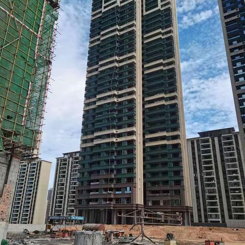 五岭央著二期2栋施工情况（9月份）