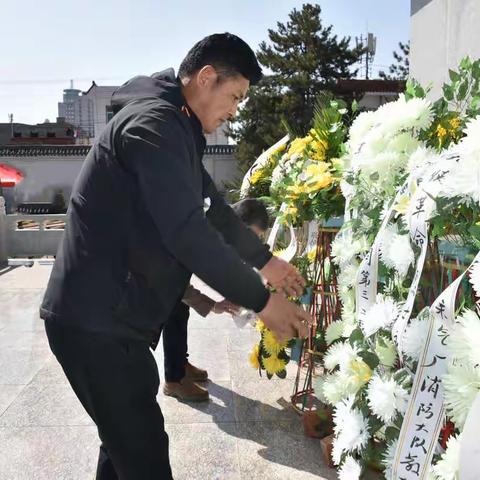 第三项目部开展“学党史 祭英烈”主题党日活动