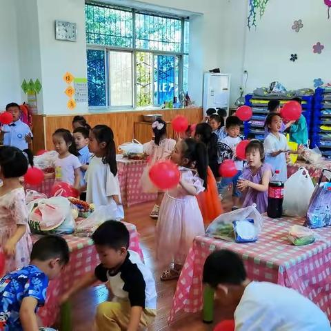 城关中心幼儿园中三班庆六一美食分享活动