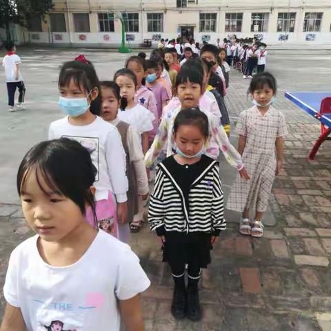 我是小学生啦！