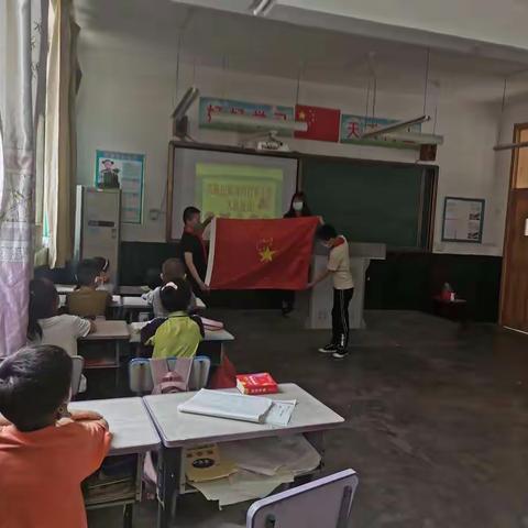 “喜迎二十大，争做好队员”——兴隆庄街道四竹亭小学举行新队员分批入队仪式