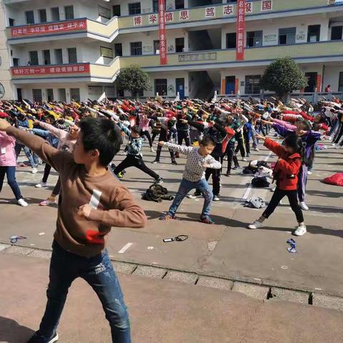 湘潭县石潭中心小学173班彩虹中队——关于11月的点点滴滴🌈🌈