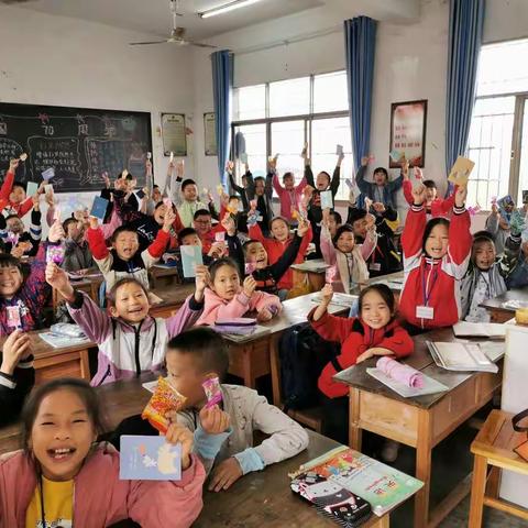 湘潭县石潭中心小学173班彩虹中队——关于10月的点点滴滴🌈🌈