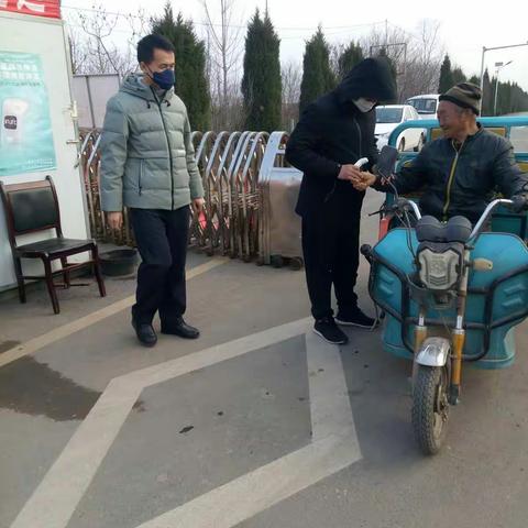 陈林疫情防控执勤