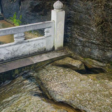 西营虎洞泉，斗母泉，佛峪