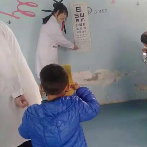 呵护健康，伴我成长，学前二班体检活动