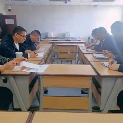 潜心教研勤探索，引领教学促提升——和林一中高中部物理组集体备课
