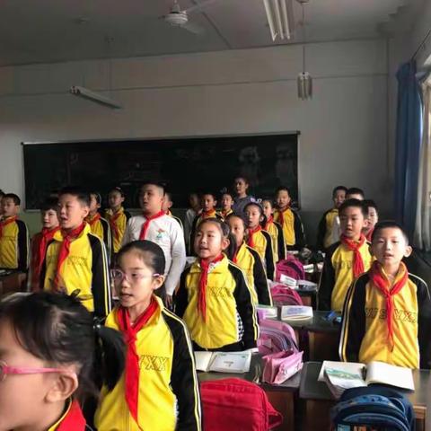 歌颂祖国赞英雄绿色巴扎迎国庆