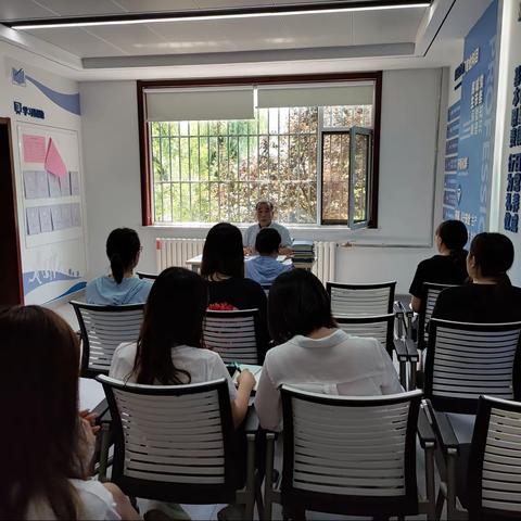 【微治理 大民生】燕子山小区社区落实街道相关工作会议精神