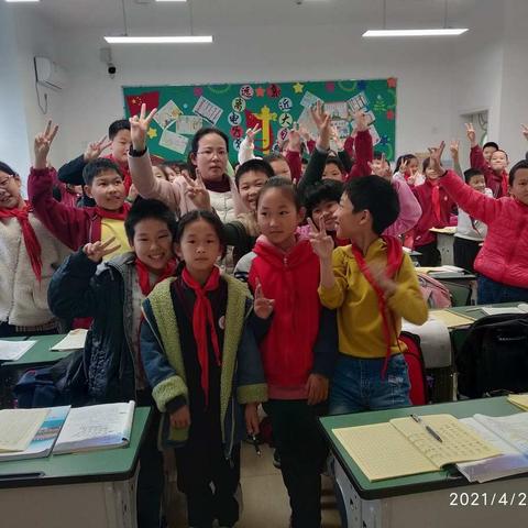 展精彩之姿    享成长之乐