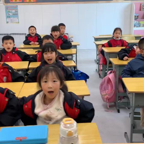 仰天湖赤岭小学2203班第5次主持课后服务反馈