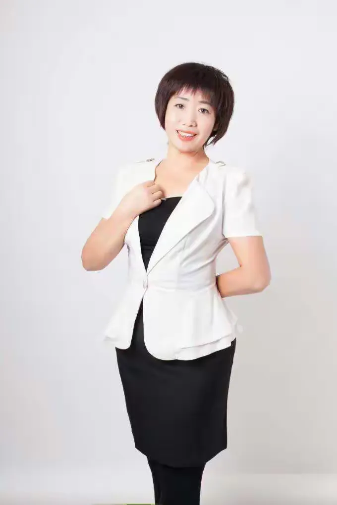 三组育婴天使10人 今日主秀杨凤玲（6人日志分享 8人微信分享 2人外出2人待岗）——编辑刘子嘉