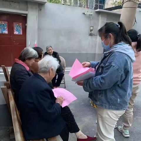 宋门街道办事处划分时段开展反邪教宣传进社区活动