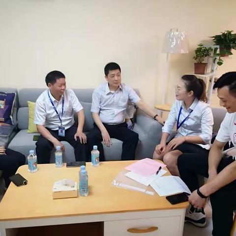 廉政家访 情暖人心