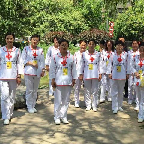 大同三医红十字志愿者第二分队“心肺复苏普及进亿家精准健康工程”急救技能培训走进社区“金色水岸龙园”