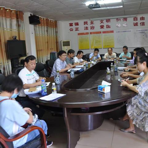 美兰区副指挥长林志刚带队到三江镇开展脱贫攻坚暗访督查工作