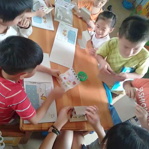 小朋友们做手好认真👍👍👍