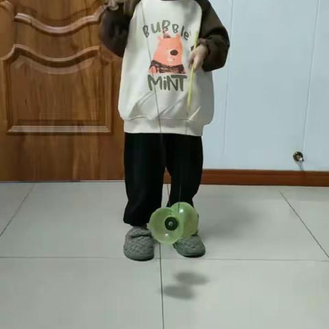 西葛小学校园空竹节第二周“空竹之星”