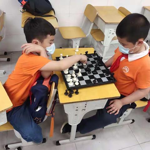 国际象棋4班课堂小视频