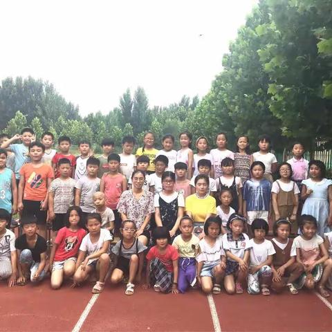 学会感恩，学会关心，学会奋进