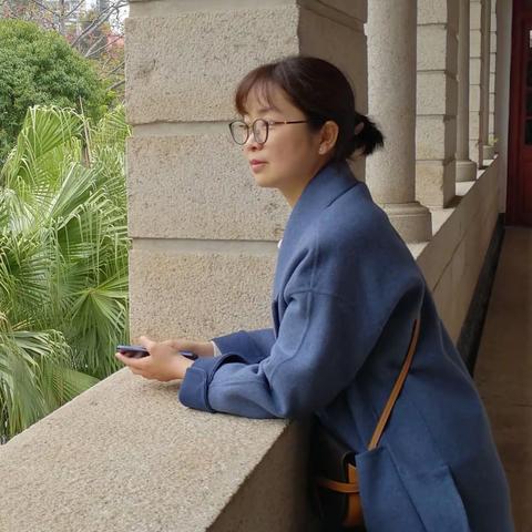 幕后天使的初心守护     ————         助产士风采之 胡云霞