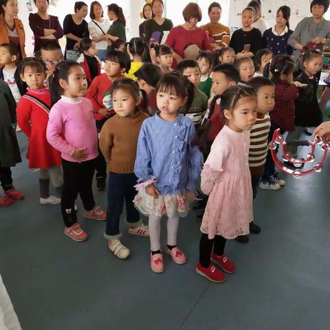 吉阳中心幼儿园首届美食节大（3）班篇章