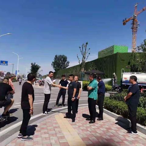 创建卫生城•东古城社区开展专项整治