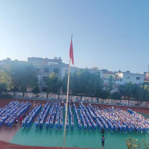 孝敬父母 学会感恩—泼陂河镇完全小学四（2）中队主题队会活动