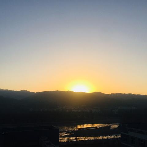 观一中学子早操有感