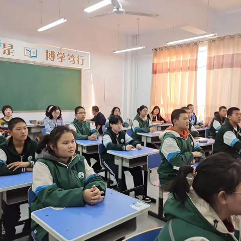 精准指导，鸿鹄展翅——张家口市第二十中学九年级梯队生学法指导与期中考试动员会