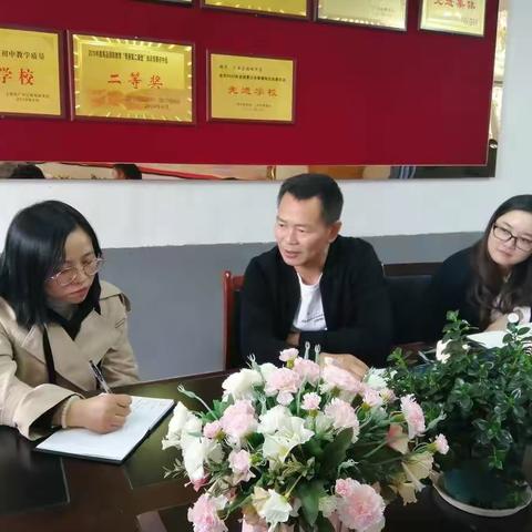 金风送爽硕果满枝  名师送教润物无声 ——区教研室英语“名师送教”活动走进塘墀中学