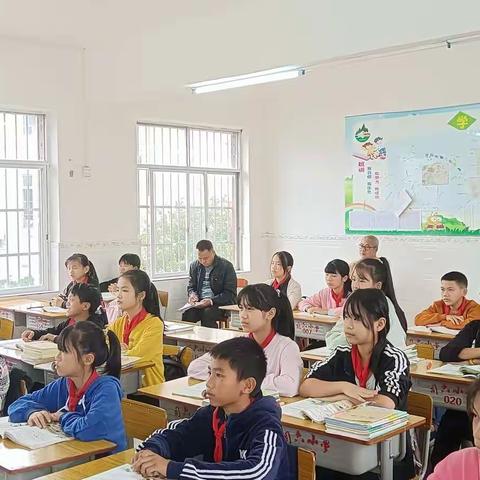 司六小学教研活动