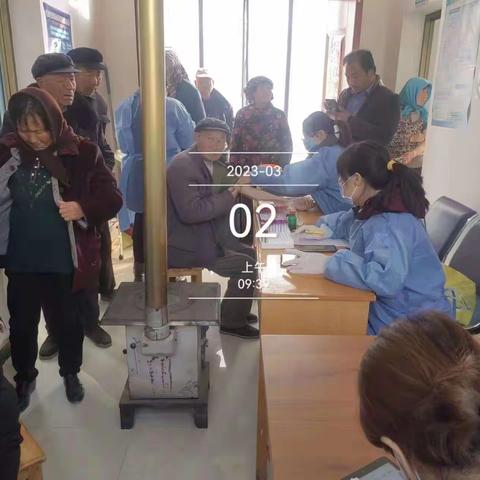 万泉镇卫生院开展“助力老年人健康体检·志愿服务暖人心”活动（副本）