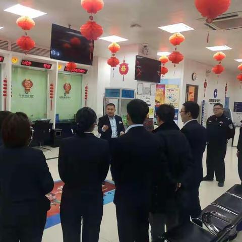 为网点"双节"保驾护航--铜川五一路支行组织防抢、防恐突发事件安全演练