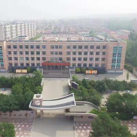 停课不停学       百家再争鸣