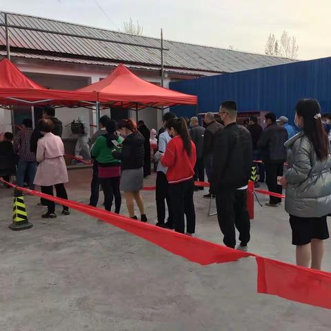 筑牢疫情防线，为村民解决民忧-常旗屯村工作日报