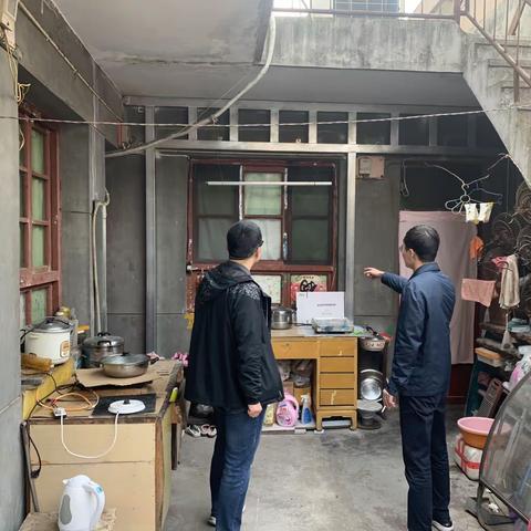 碑林区自建房专班对辖区街道自建房安全整治工作进行督导检查