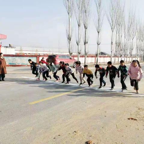 奔跑吧，纳林学子––纳林套海学校冬季越野赛