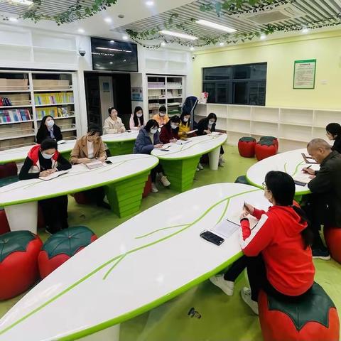 【育人工程 助力提升】定期复盘 精进工作——四年级级组会