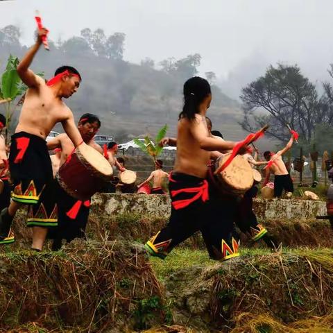 龙岔河畔铓鼓响 幸福生活把歌唱