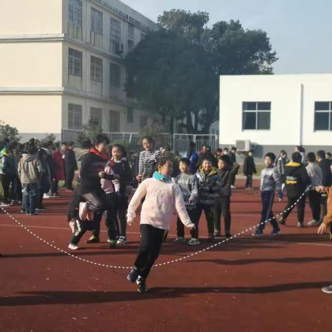 白兔中心小学——冬锻三项展风采，激情四射活力多