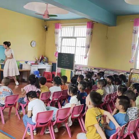 伟才幼儿园小神童班国庆节活动