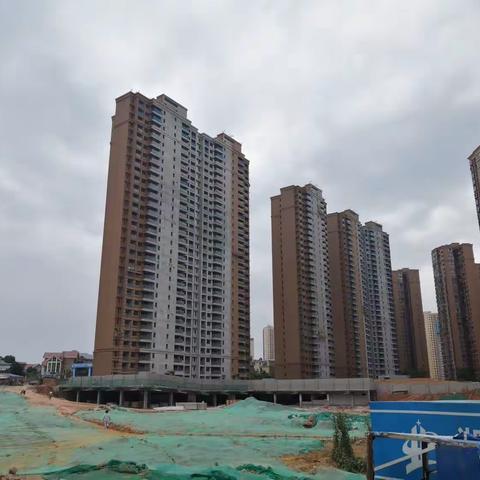 紫华郡五期楼盘工地服务第六期