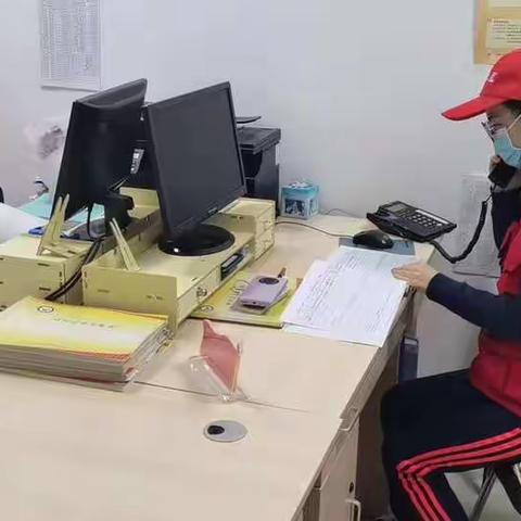 夯实基层堡垒  筑牢抗疫防线