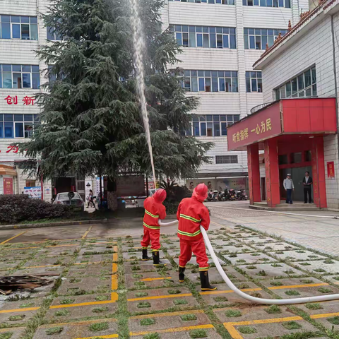 曲靖市长成保安公司保安员参加中国电信麒麟分公司消防安全培训及应急演练